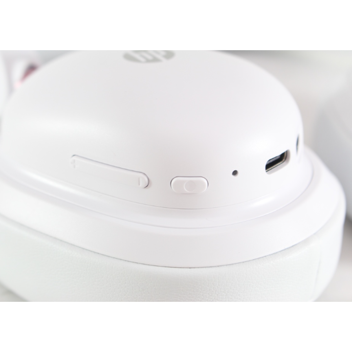 HP H231R Over-Ear Bluetooth & 2.4G Wireless Gaming Headset – White