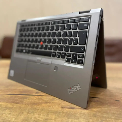 Yoga L13 Touch Laptop core i5 16GB RAM SSD 256GB