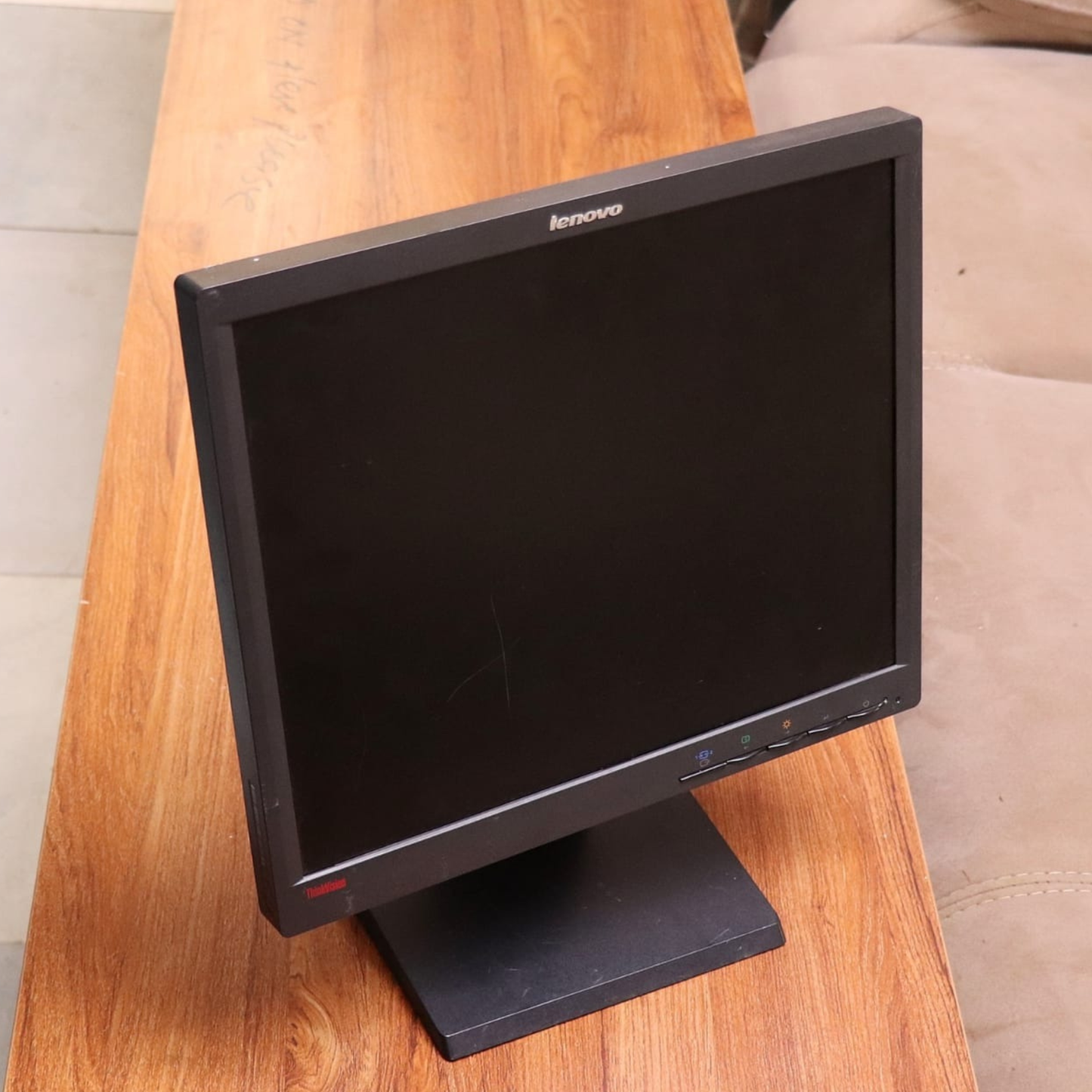 Lenovo ThinkVision L1711p 17 Inch CCTV Monitor