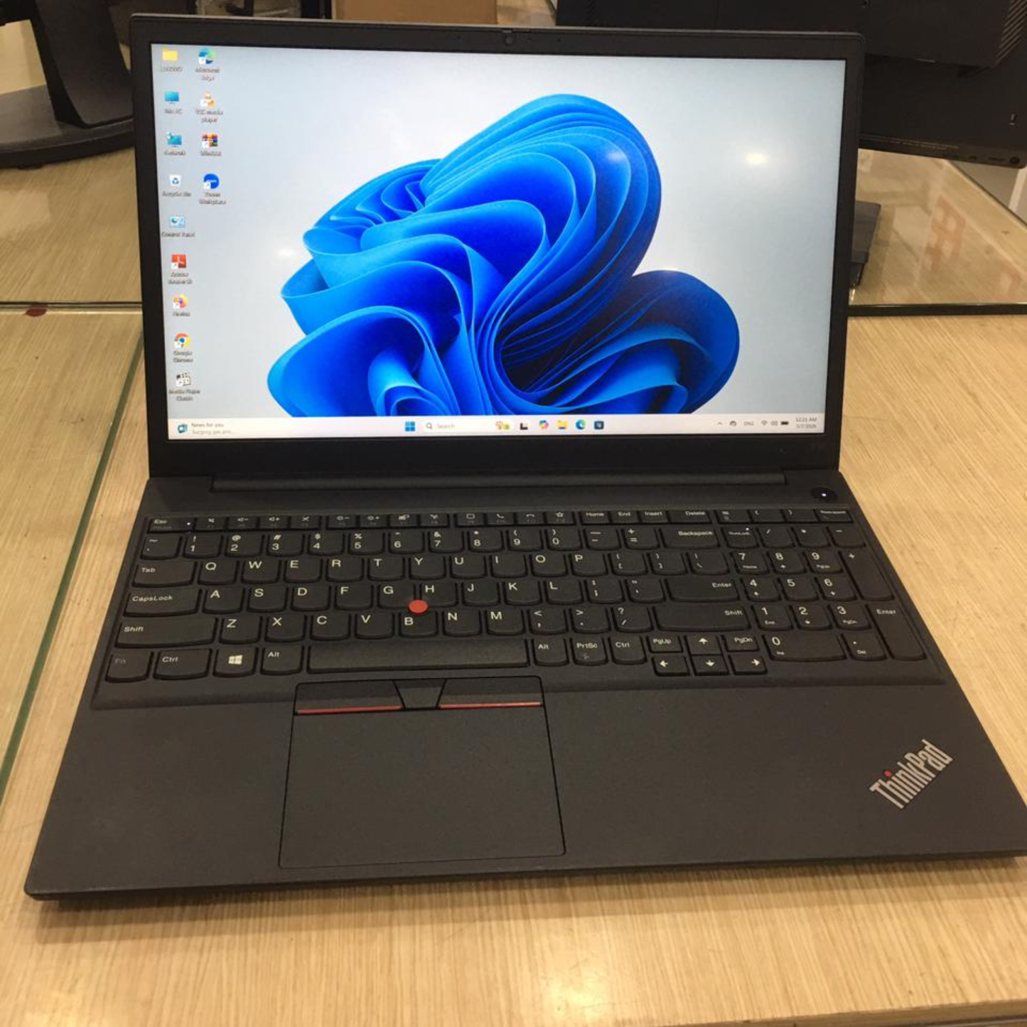 Lenovo ThinkPad i7 11th Gen 16GB 256GB SSD Laptop
