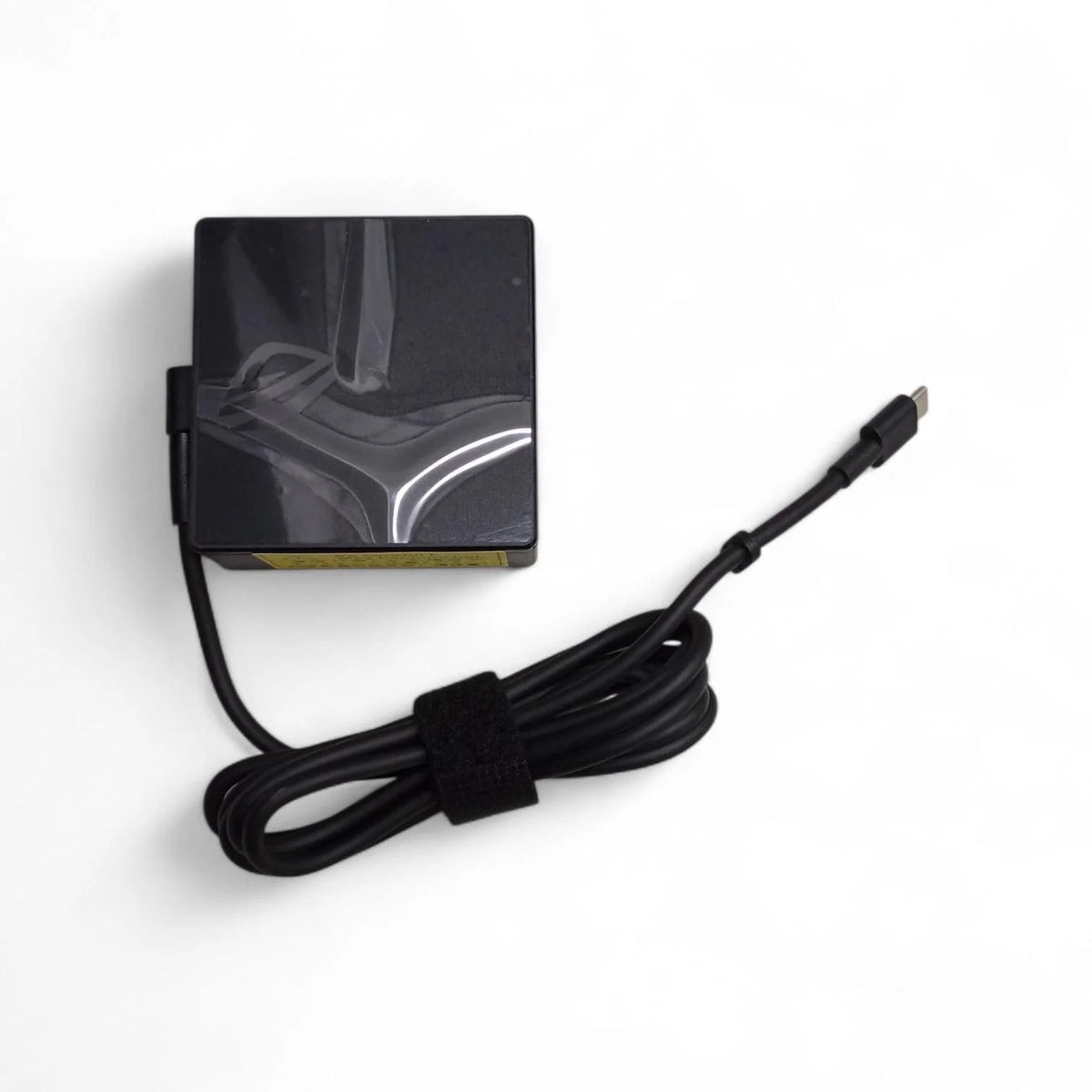 ASUS 100W USB-C Charger – Power Delivery (PD) Fast Charging Adapter for Compatible Laptops, Tablets and Smartphones, 100–240V AC Input.