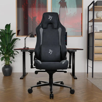 تتميز مادة تنجيد Arozzi Vernazza Supersoft بملمس مخملي فريد من نوعه وهو طارد للسوائل وقابل للتنفس ومسند للذراع من إسفنج الذاكرة القطني 4D - أسود