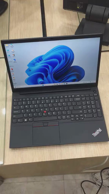 Lenovo ThinkPad i7 11th Gen 16GB 256GB SSD Laptop